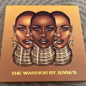 JUVIAS PLACE EYESHADOW PALETTE WARRIOR BY JUVIAS